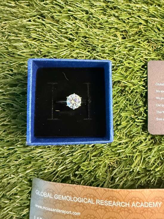 Jewelry - 2.0 CT Round Brilliant Moissanite Engagement Ring – GRA Certified (D / VVS1) | D